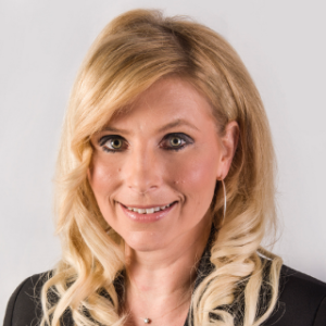 Anett Heyer Vermögensberatung.jpg