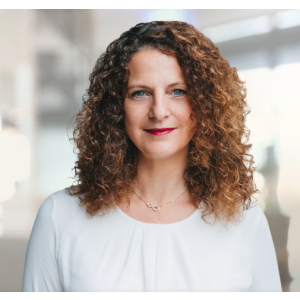 Alexandra Opl Vermögensberaterin für DVAG.jpg