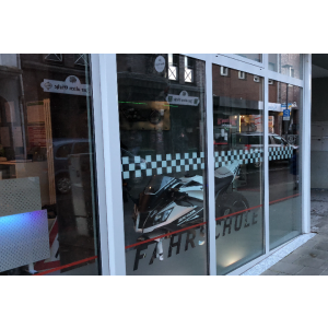 Fahrschule Boxenstop.jpg