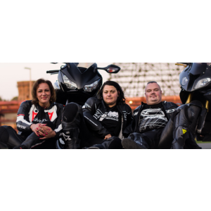 Samo's und Sonja's Fahrschule.jpg