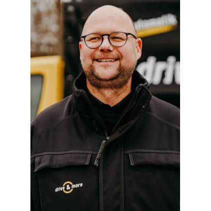 drive & more Fahrschul GmbH.jpg