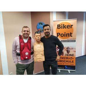 Selim’s Fahrschule.jpg