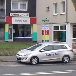 Fahrschule Safety Car.jpg