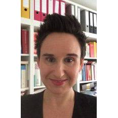 Viola M. Reimer Familienanwältin Scheidungsanwältin Mediatorin Lippstadt.jpg