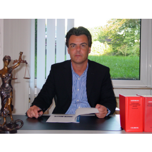 Rechtsanwalt Horst Friedrich Debus.jpg