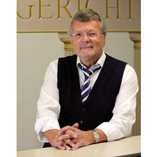 Klaus Schumacher Rechtsanwalt u. Notar.jpg