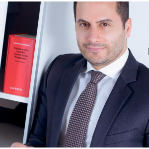 Mahan Ashkan LL.M. Rechtsanwalt und Fachanwalt für Arbeitsrecht.jpg