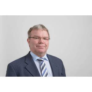 Dr. Hubert Menken.jpg