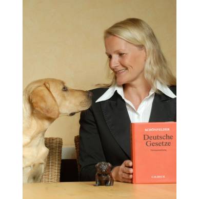 Kanzlei für Hunderecht Rechtsanwalt Kristina Trahms.jpg