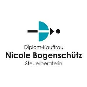 Diplom-Kauffrau Nicole Bogenschütz.jpg