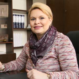 Lenk Damira Steuerberaterin.jpg