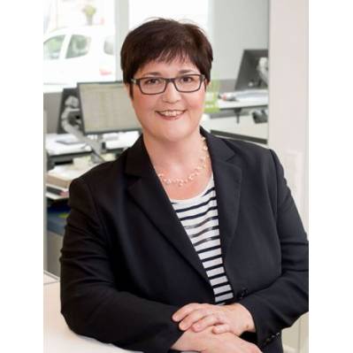 Bettina König Steuerberater.jpg