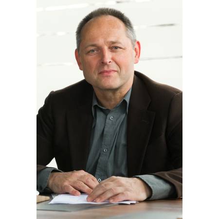 Crest Investment GmbH.jpg