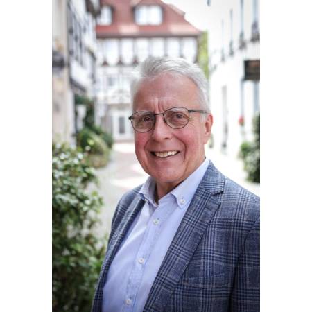 Meteor Immobilien (Meteor Immobilien IVD Werner H. Küll e.K.).jpg