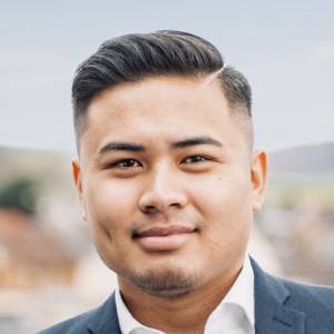 Chalo Immobilien - Immobilienmakler Rheingau & Wiesbaden.jpg