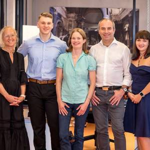 hallenpool GmbH & Co. KG.jpg