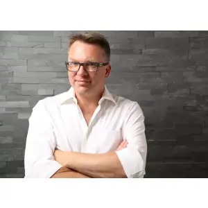 Oliver Kreischer - Programmierung & Design.jpg