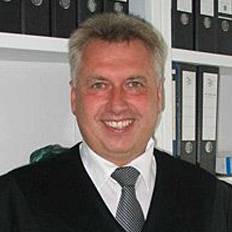 Rechtsanwalt Maximilian Keller.jpg