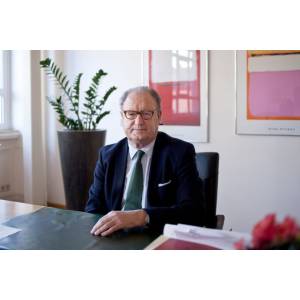 Robert U. Rolf Dippold.jpg