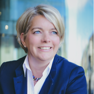 Christiane Schaeper LL.M. Rechtsanwältin und Notarin.jpg