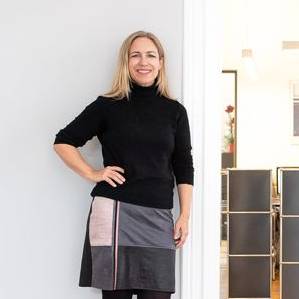 Rechtsanwältin & Notarin Anne Hansen.jpg