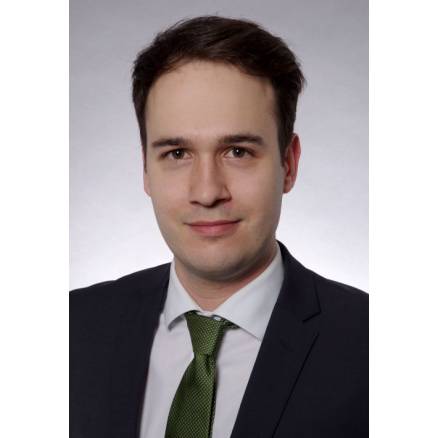 Rechtsanwalt Nicolas Busch.jpg