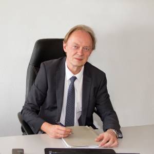 TOP ADAC Anwalt Oliver Heinzel ᐅ Rechtsanwalt und Fachanwalt für Verkehrsrecht.jpg