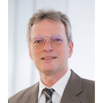 TOP ADAC Anwalt Ralf Oswald ᐅ Rechtsanwalt und Fachanwalt für Verkehrsrecht.jpg