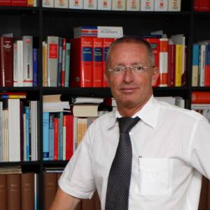 Zeeh Axel Rechtsanwalt.jpg