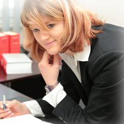 Rechtsanwältin Katrin Wallisch.jpg