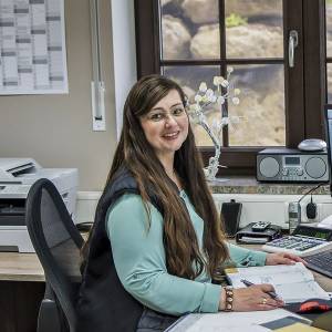 Farbe Naumann - Malermeisterbetrieb Robert Naumann Achslach.jpg