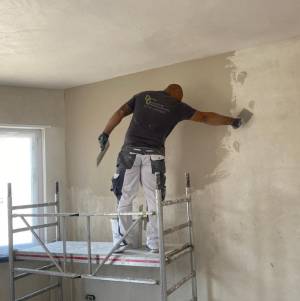 Malerbetrieb Dennis Glaser Design & Gestaltung.jpg