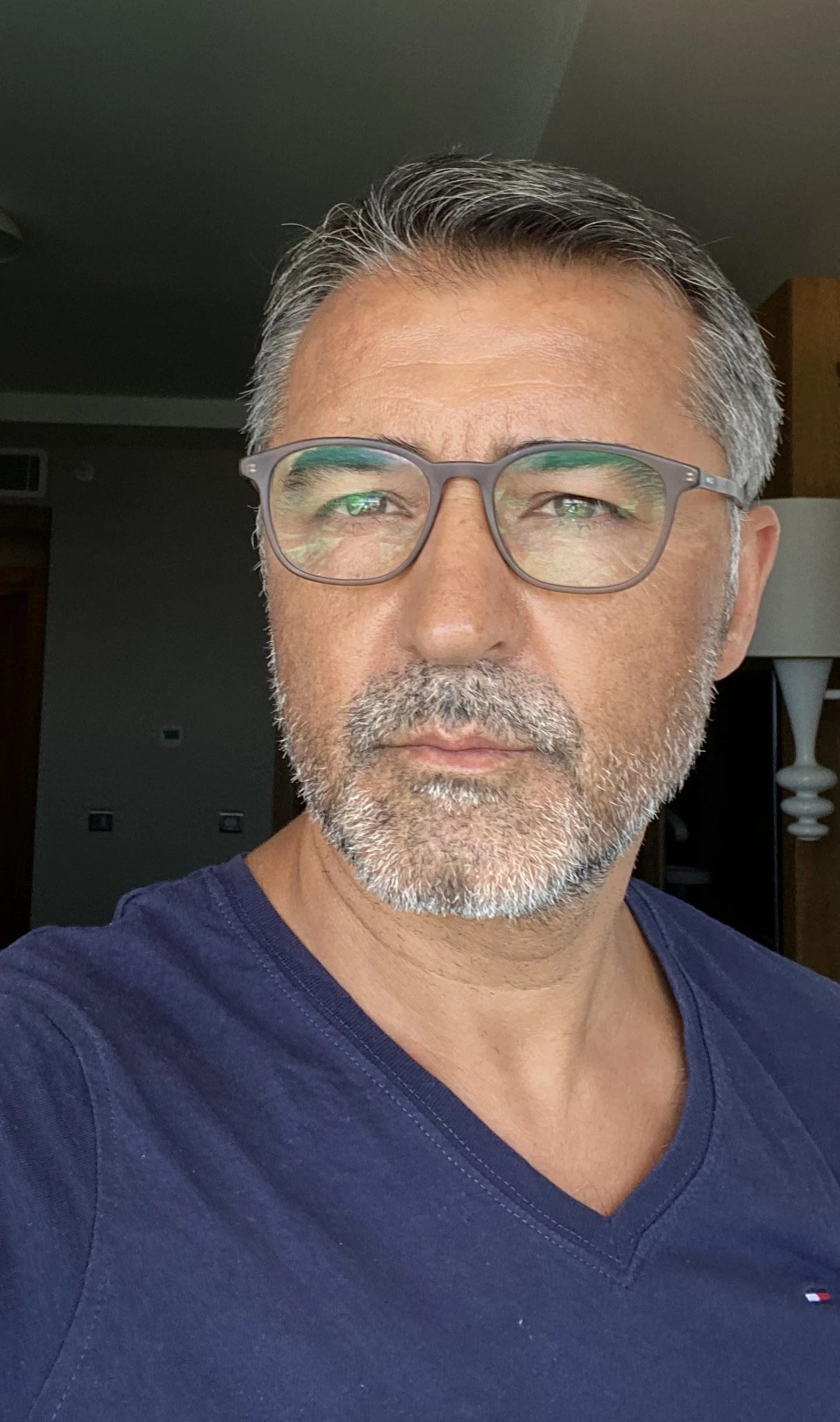 Maler Uzun Hamburg.jpg