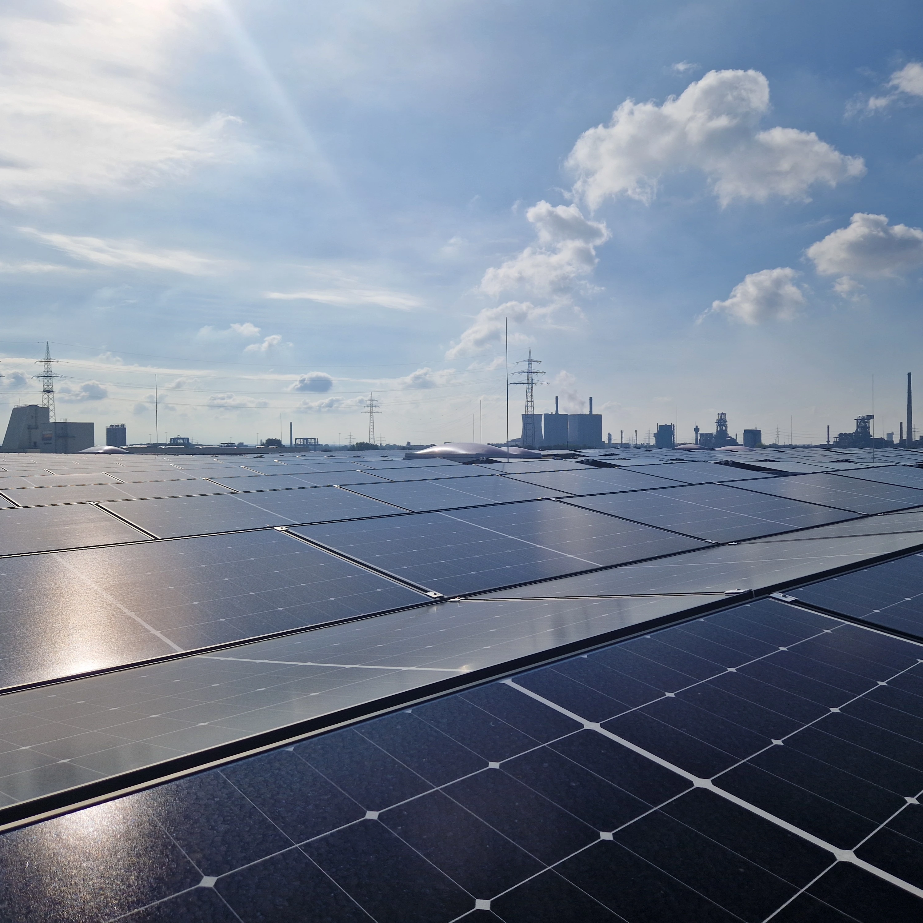 COEBIZ GmbH - Photovoltaik.jpg