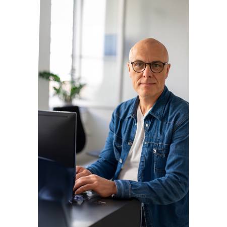 Matthias Joppek - Fotograf & Filmproduzent mit Managementerfahrung im Gesundheitswesen, Reportage, Münster & OWL.jpg