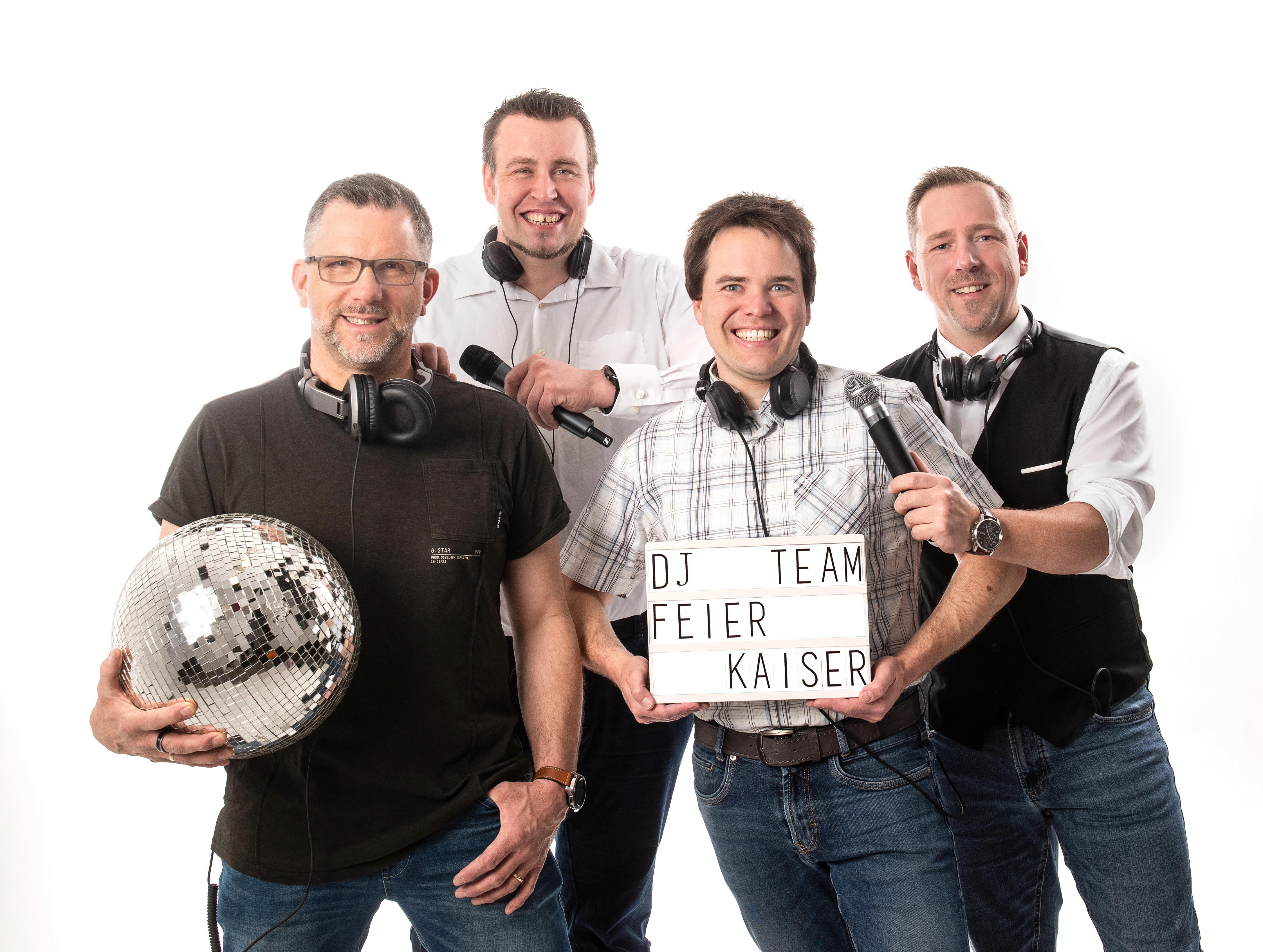 Hochzeits-DJ & Event-DJ Fabian der Feier Kaiser.jpg