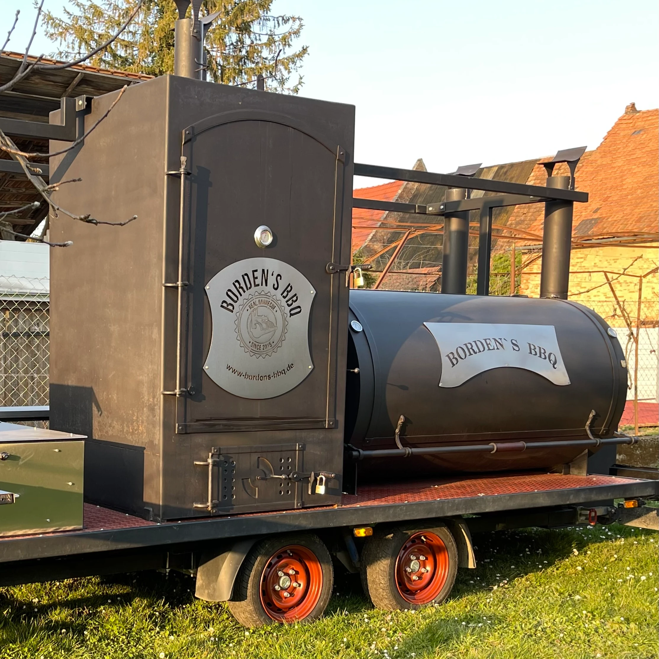Borden's BBQ.jpg