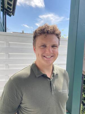 Fensterreinigung - Hitzler.jpg