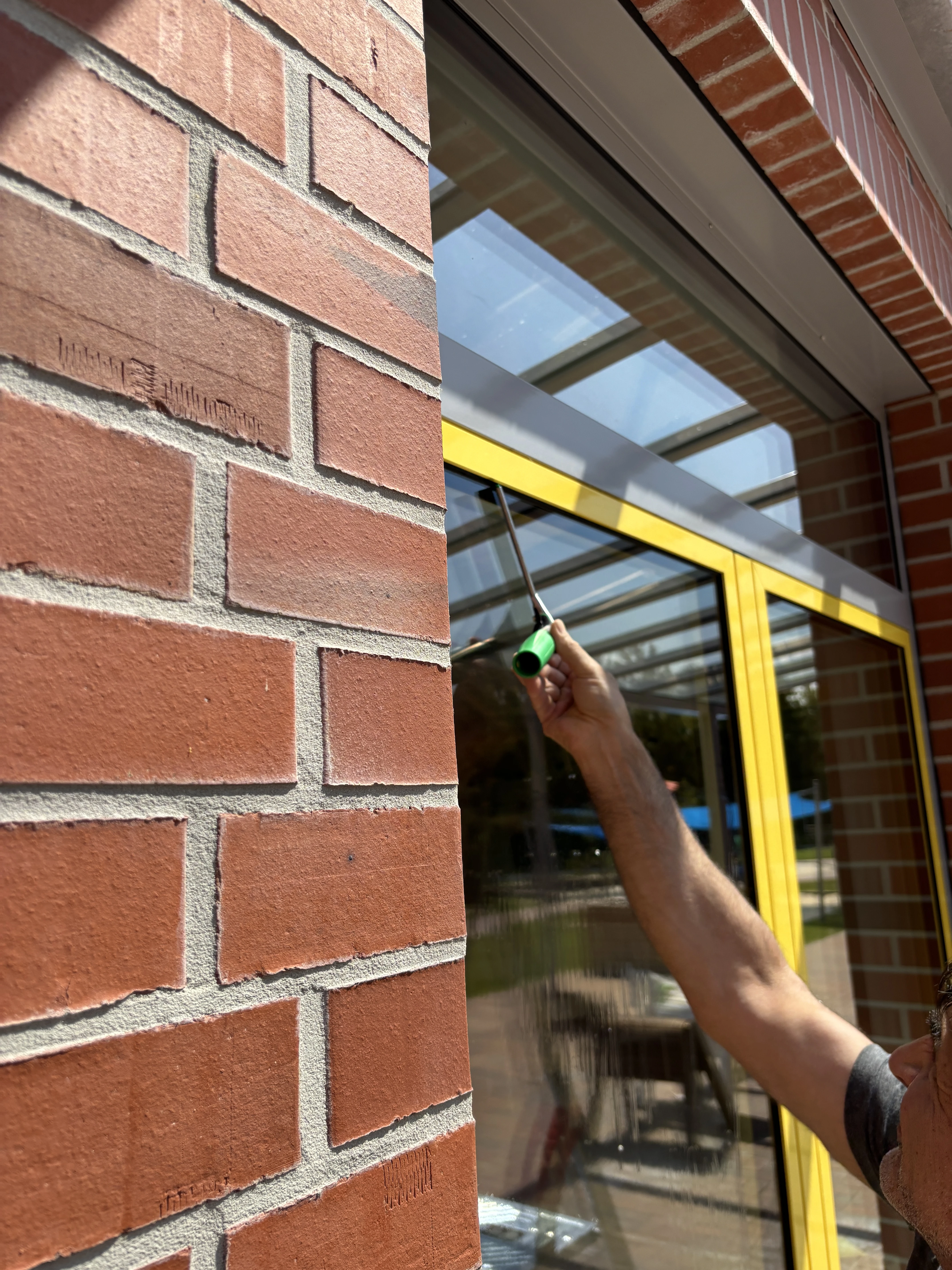 BRVG24 Gebäudereinigung.jpg